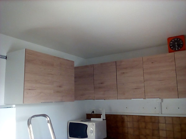 QUE FAITES VOUS EN CONFINEMENT CHEZ VOUS? - Page 5 Chantiers2020%20cuisine%20elements%20poses